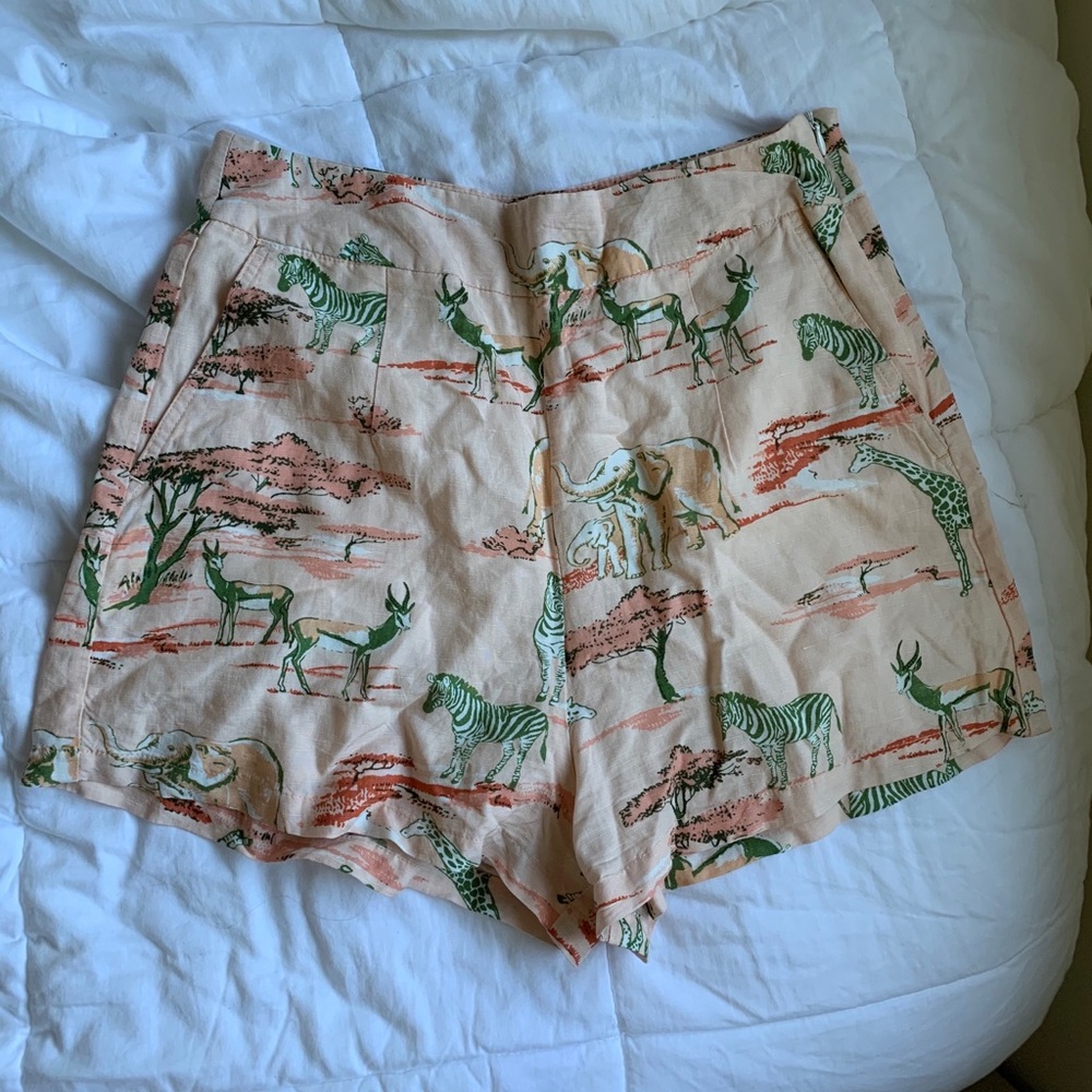 Lily Pulitzer style linen shorts